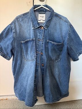 Kensie Medium Blue Short Sleeve Denim Jacket